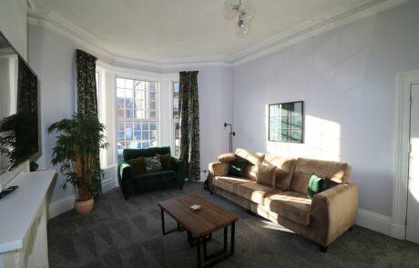 New Horizons - Beach House - Southport - Living Room
